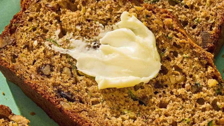 Healthy Zucchini Bread with Olive Oil and Walnuts